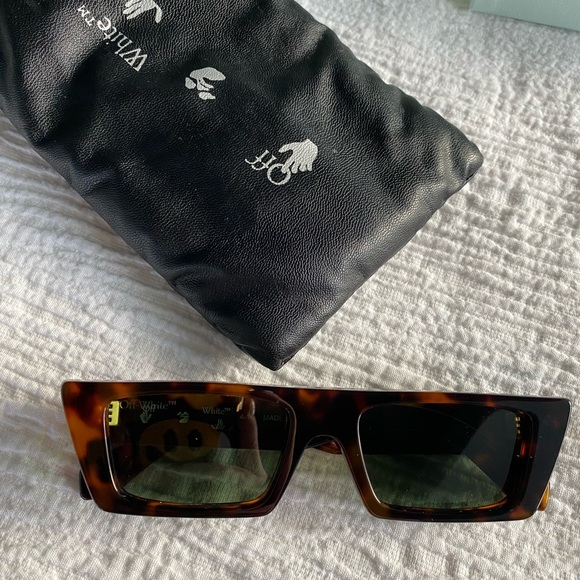 Off-White Accessories - OFF-WHITE Virgil abloh SUNGLASSES 🕶️